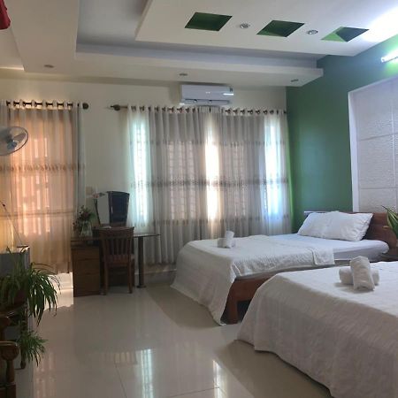 Pink Host Hotel Вунг Тау Екстериор снимка