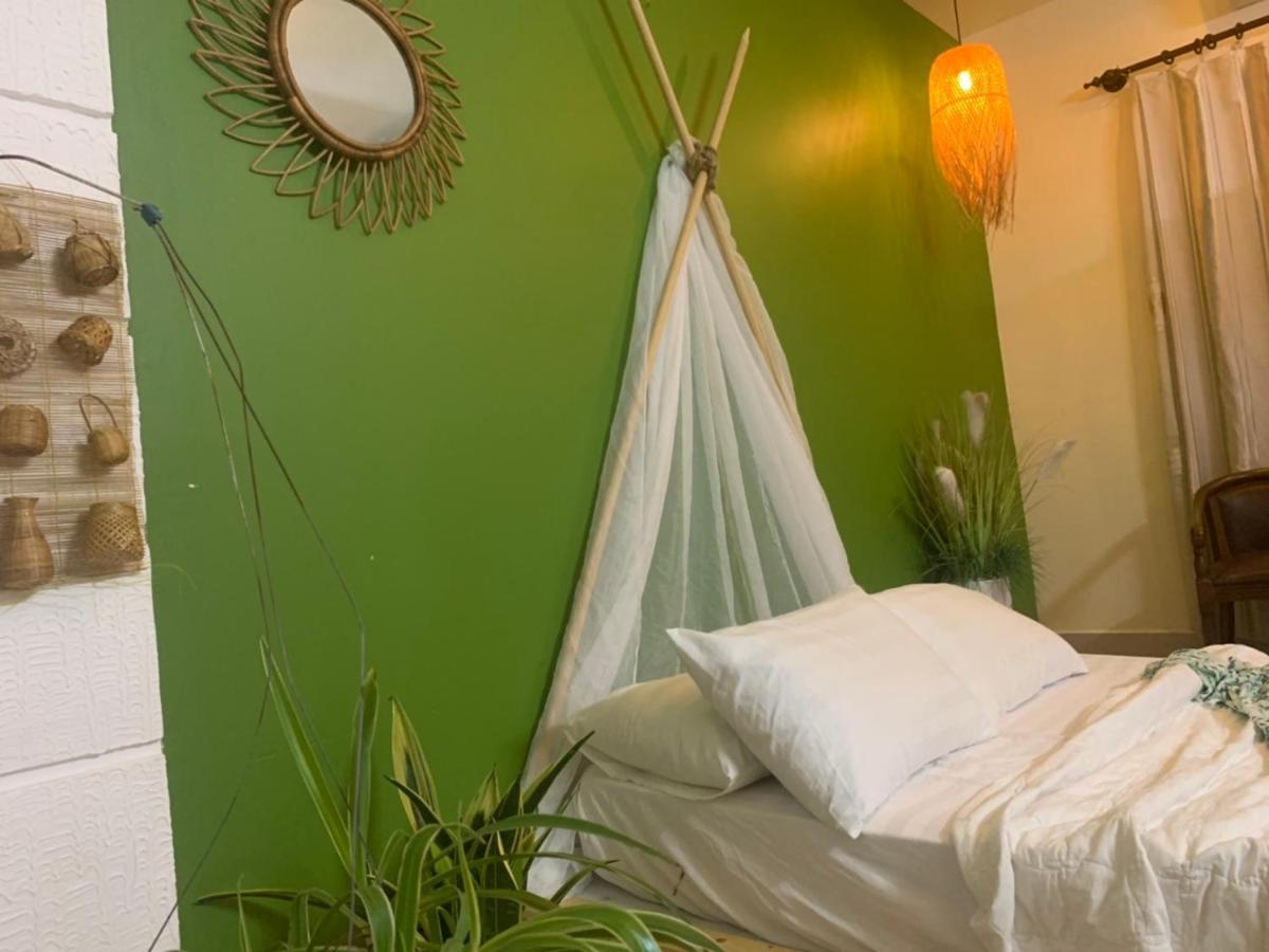 Pink Host Hotel Вунг Тау Екстериор снимка