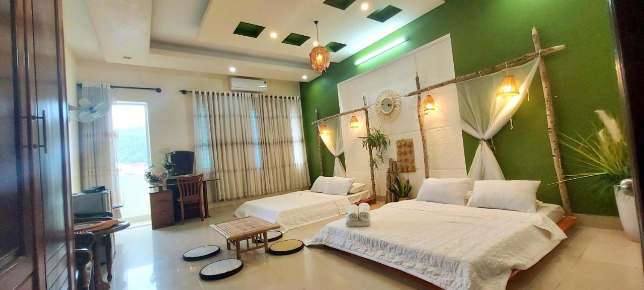 Pink Host Hotel Вунг Тау Екстериор снимка